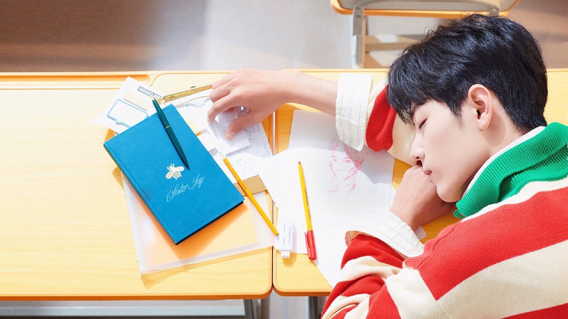 “电动冲浪新体验:马鞍山赛场成为水上运动的明星”