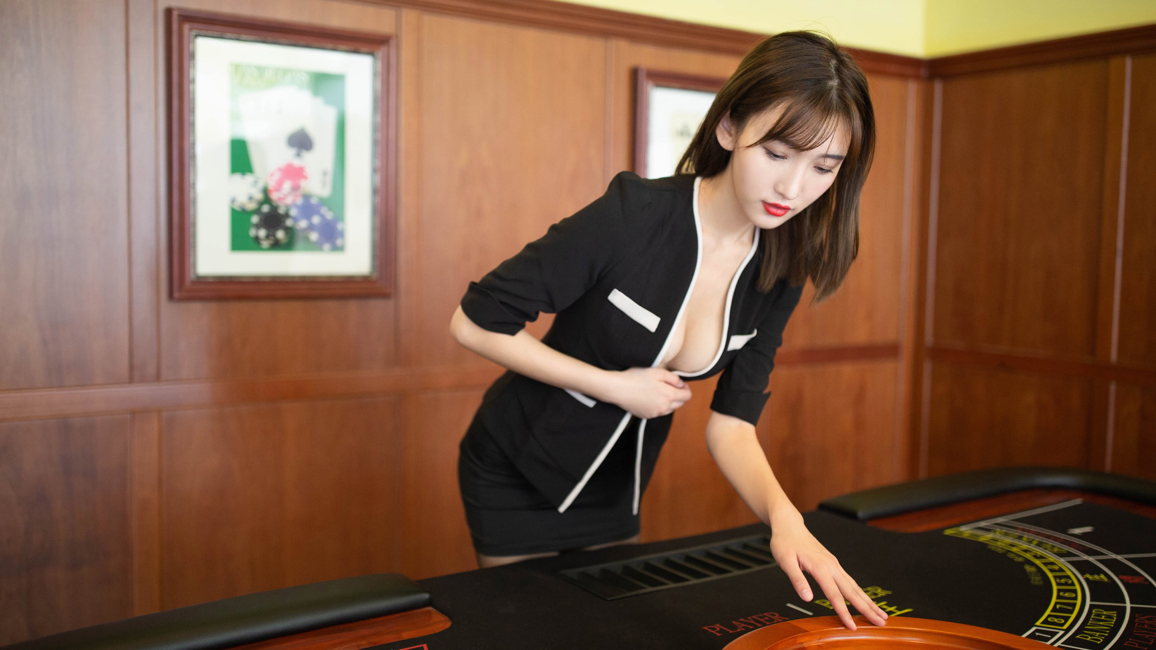 AYX体育-欧洲预赛激烈碰撞，意大利队与法国队争夺冲击奥运名额