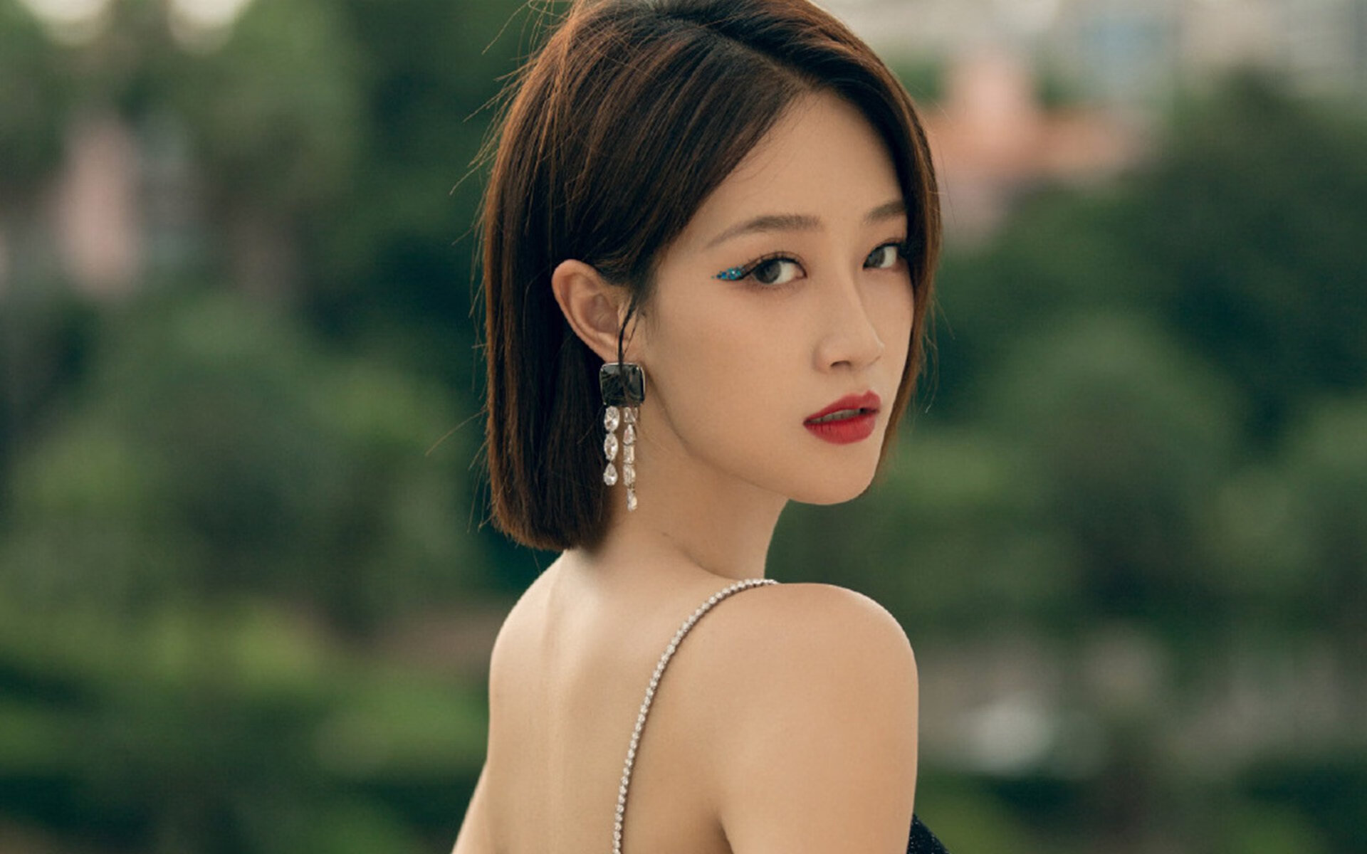 王宗源决赛表现超出预期,王宗源领奖